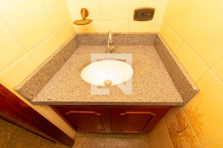 Casa à venda com 700m², 3 quartos e 4 vagasLavabo