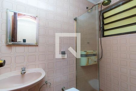 Casa à venda com 700m², 3 quartos e 4 vagasBanheiro de Serviço