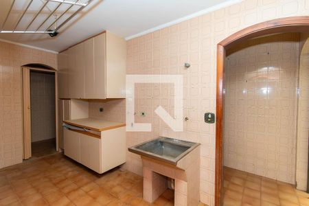 Casa à venda com 700m², 3 quartos e 4 vagasLavanderia