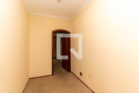 Casa à venda com 700m², 3 quartos e 4 vagasHall dos Quartos 1