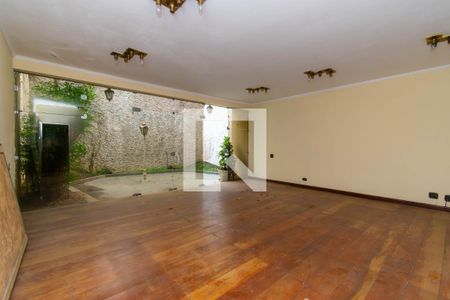 Sala de casa à venda com 3 quartos, 700m² em Vila Prudente, São Paulo