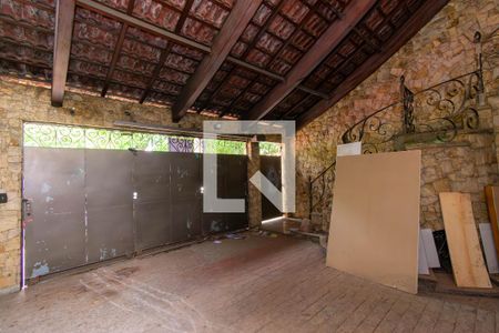 Casa à venda com 700m², 3 quartos e 4 vagasGaragem
