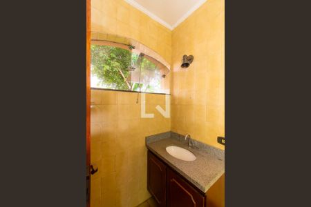 Casa à venda com 700m², 3 quartos e 4 vagasBanheiro da Suíte 1