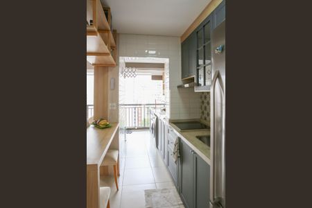 Apartamento à venda com 72m², 2 quartos e 2 vagasCozinha e Área de Serviço