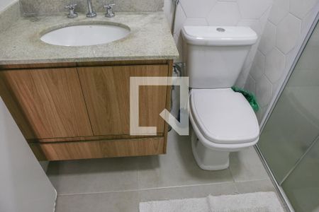 Apartamento à venda com 72m², 2 quartos e 2 vagasBanheiro da Suíte