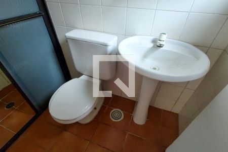 Apartamento para alugar com 80m², 2 quartos e 1 vaga Apartamento para alugar com 80m², 2 quartos e 1 vagaBanheiro da Suíte