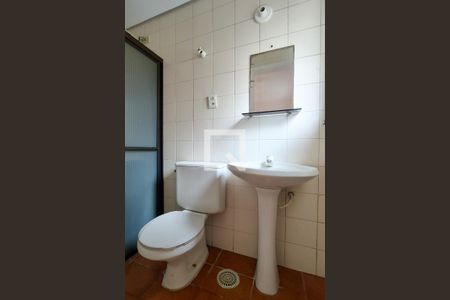 Apartamento para alugar com 80m², 2 quartos e 1 vaga Apartamento para alugar com 80m², 2 quartos e 1 vagaBanheiro da Suíte