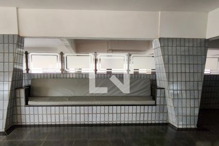 Apartamento para alugar com 80m², 2 quartos e 1 vaga Apartamento para alugar com 80m², 2 quartos e 1 vagaHall de entrada