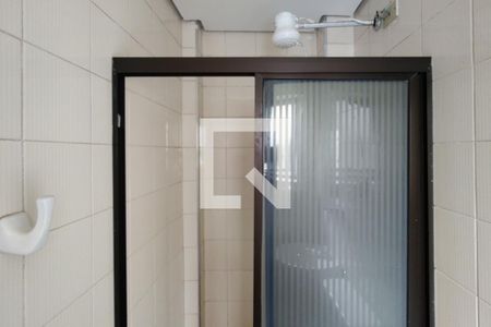 Apartamento para alugar com 80m², 2 quartos e 1 vaga Apartamento para alugar com 80m², 2 quartos e 1 vagaBanheiro da Suíte