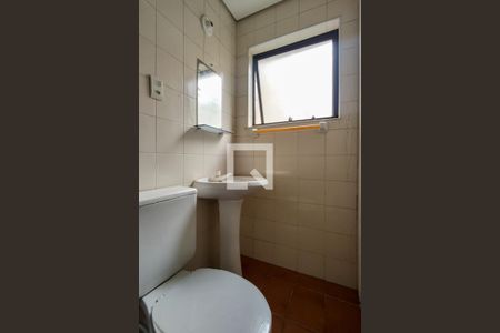 Apartamento para alugar com 80m², 2 quartos e 1 vaga Apartamento para alugar com 80m², 2 quartos e 1 vagaBanheiro da Suíte