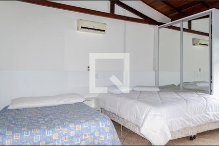 Casa para alugar com 320m², 4 quartos e 4 vagasSuíte 01