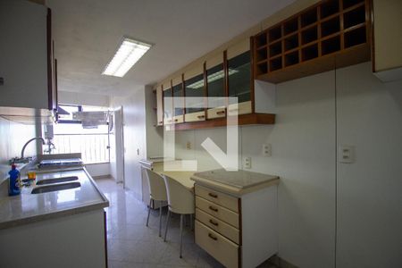 Apartamento para alugar com 84m², 2 quartos e 1 vagaCozinha e Área de Serviço