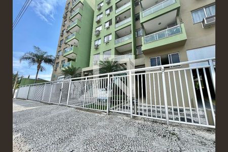Fachada de apartamento para alugar com 1 quarto, 40m² em Taquara, Rio de Janeiro