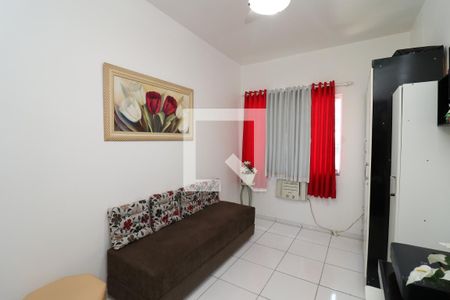 Casa à venda com 80m², 2 quartos e 2 vagasSuíte