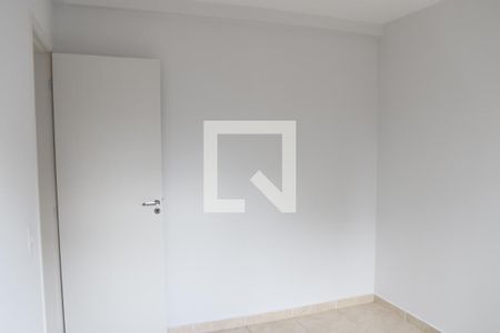 Quarto 2 de apartamento para alugar com 2 quartos, 58m² em Setor Negrão de Lima, Goiânia