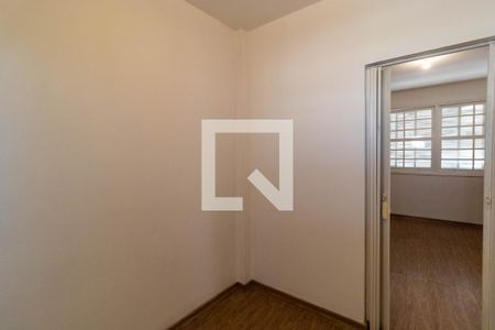 Apartamento à venda com 112m², 2 quartos e sem vagaCloset da Suíte