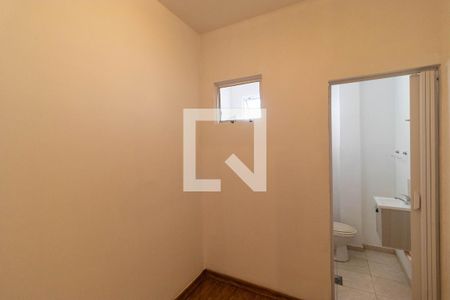 Apartamento à venda com 112m², 2 quartos e sem vagaCloset da Suíte