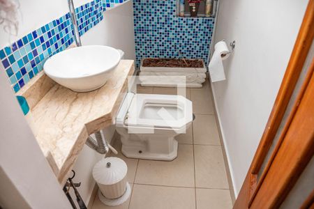 Casa à venda com 275m², 3 quartos e 2 vagasBanheiro Social