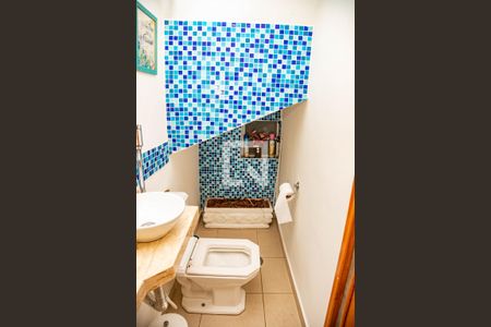 Casa à venda com 275m², 3 quartos e 2 vagasBanheiro Social