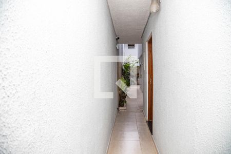 Casa à venda com 275m², 3 quartos e 2 vagasCorredor interno