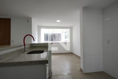 Apartamento para alugar com 60m², 2 quartos e sem vagaCozinha - Armários