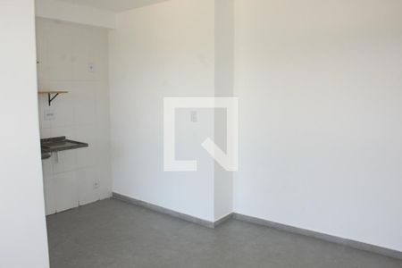 Sala de apartamento para alugar com 2 quartos, 47m² em Jardim Pioneiro, Cotia