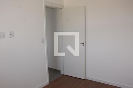 Quarto 2 de apartamento para alugar com 2 quartos, 47m² em Jardim Pioneiro, Cotia