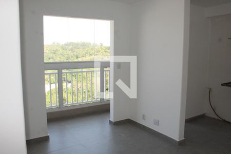 Sala de apartamento para alugar com 2 quartos, 47m² em Jardim Pioneiro, Cotia