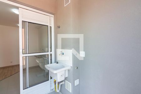 Apartamento à venda com 38m², 2 quartos e 1 vaga Apartamento à venda com 38m², 2 quartos e 1 vagaVaranda e Área de Serviço