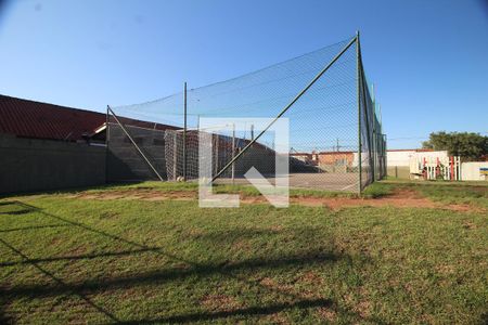 Casa de condomínio à venda com 80m², 2 quartos e 2 vagasQuadra Esportiva