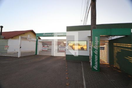 Casa de condomínio à venda com 80m², 2 quartos e 2 vagasFachada e portaria