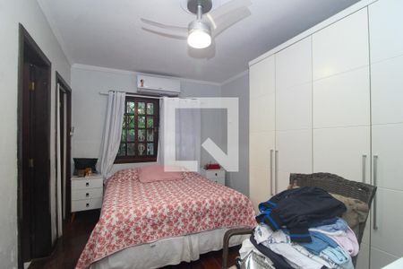 Casa à venda com 200m², 3 quartos e 8 vagasSuíte