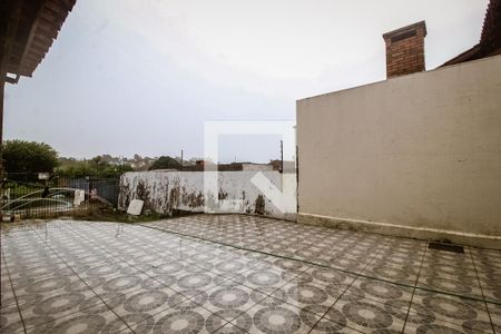 Casa à venda com 200m², 3 quartos e 8 vagasQuintal