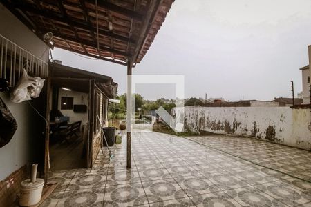 Casa à venda com 200m², 3 quartos e 8 vagasQuintal