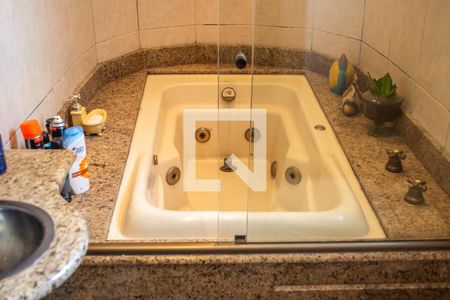 Apartamento à venda com 148m², 3 quartos e 1 vagaBanheiro 1