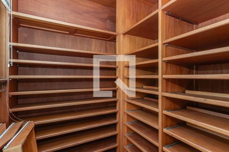 Apartamento à venda com 570m², 3 quartos e 4 vagas