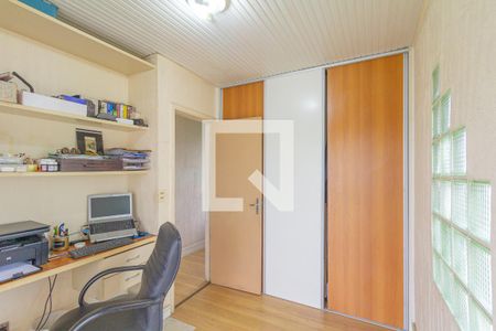 Casa à venda com 172m², 3 quartos e 3 vagasEscritório