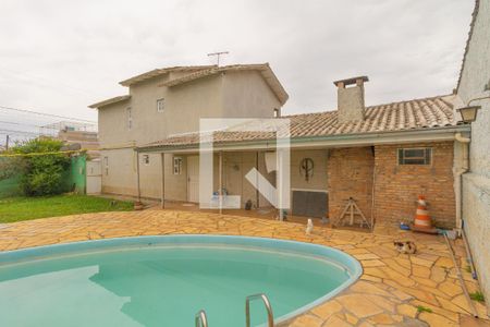 Casa à venda com 172m², 3 quartos e 3 vagasPiscina