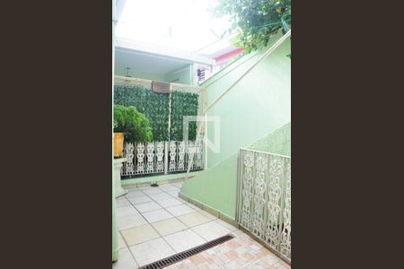 Casa para alugar com 40m², 1 quarto e sem vagaDetalhe - Quintal e Área de Serviço