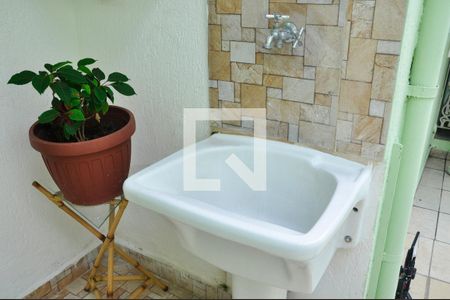 Casa para alugar com 40m², 1 quarto e sem vagaDetalhe - Quintal e Área de Serviço