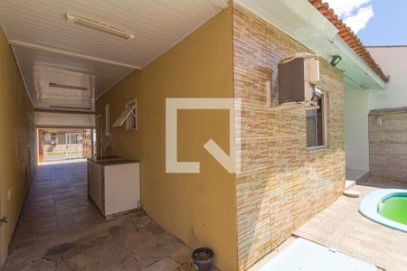 Casa para alugar com 111m², 3 quartos e 2 vagasÁrea externa lateral