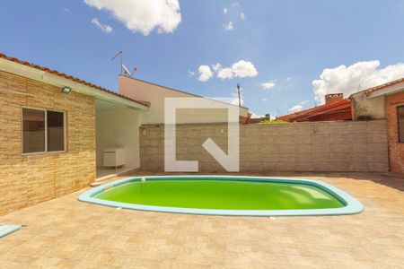 Casa para alugar com 111m², 3 quartos e 2 vagasÁrea externa