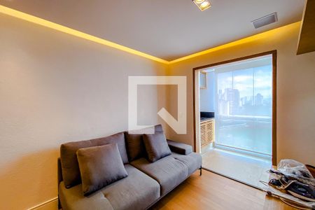 Apartamento para alugar com 56m², 2 quartos e 2 vagasSala