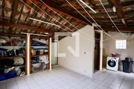 Casa à venda com 110m², 3 quartos e 3 vagasQuarto de Serviço