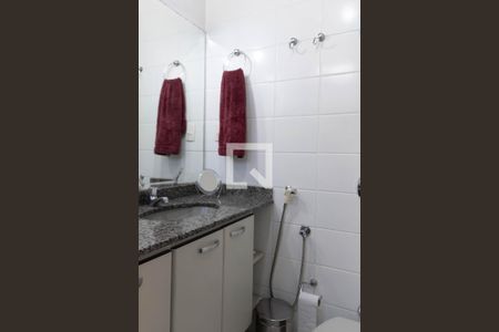 Apartamento à venda com 113m², 3 quartos e 2 vagasBanheiro da Suíte