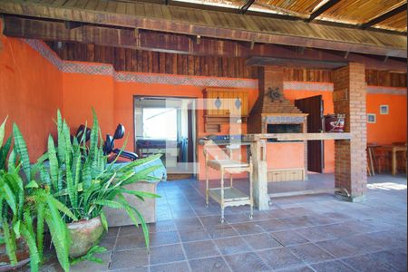 Casa à venda com 520m², 4 quartos e 5 vagasTerraço - Salão de Festas