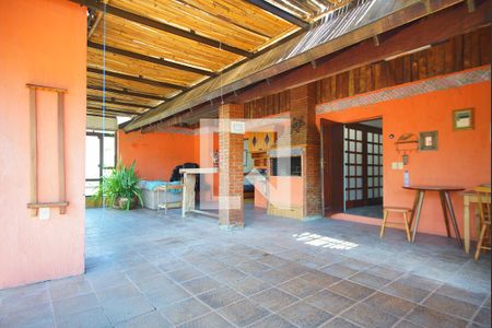 Casa à venda com 520m², 4 quartos e 5 vagasTerraço - Salão de Festas