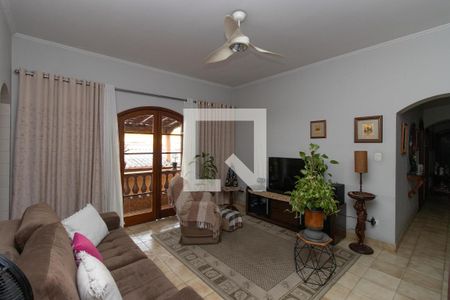 Casa à venda com 998m², 4 quartos e 7 vagasSala de TV