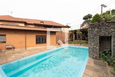 Casa à venda com 998m², 4 quartos e 7 vagasPiscina