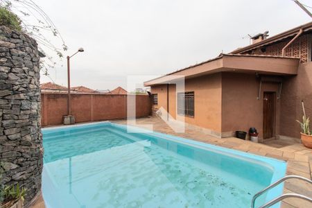 Casa à venda com 998m², 4 quartos e 7 vagasPiscina